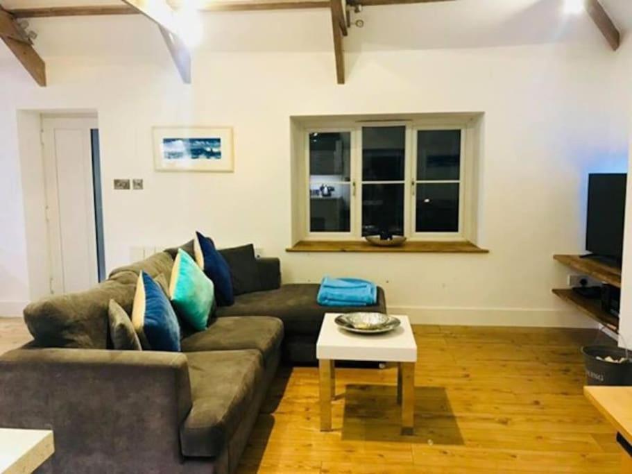 Unique Cornish Cottage Conversion Central Location Redruth Exterior photo