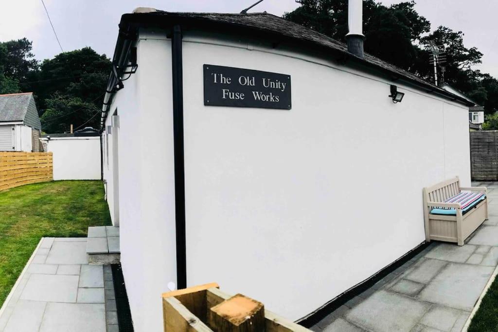 Unique Cornish Cottage Conversion Central Location Redruth Exterior photo